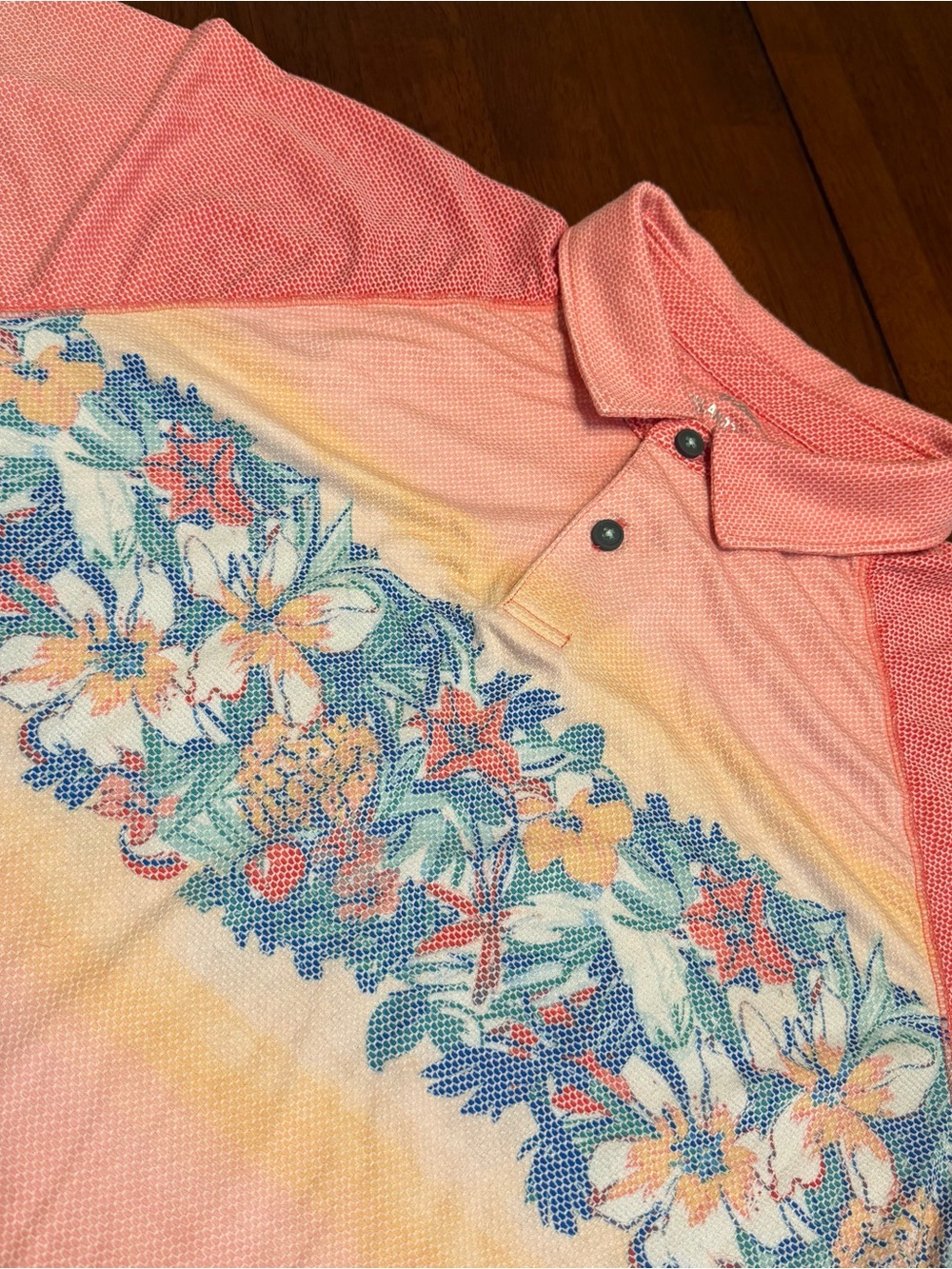 TOMMY BAHAMA Polo Men's Size L Pink Island Zone Floral Moisture Wicking Beach